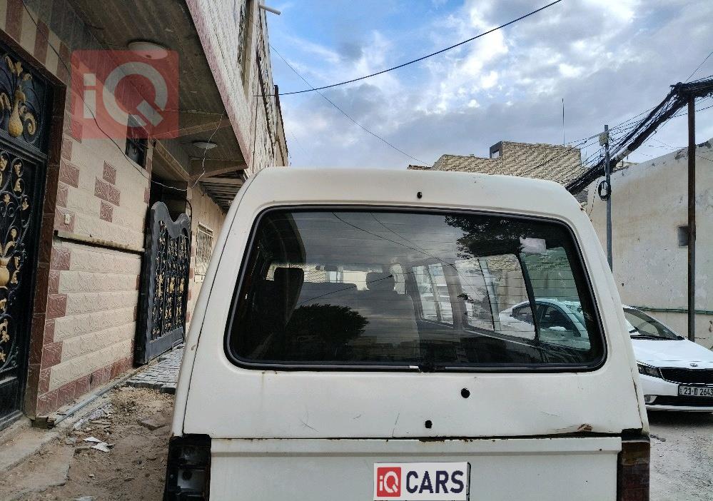 كيا بريجيو